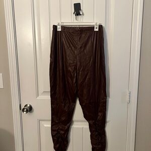 PrettyLittleThing Brown Jogger leggings with Elastic Cuffs